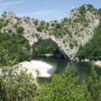 vallon-pont-d-arc-riviere-ardeche