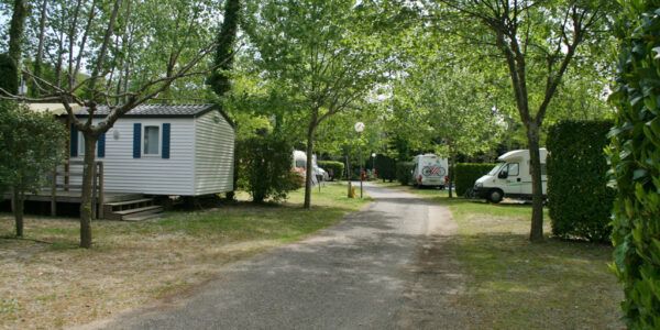 camping-car-domaine-gil Camping-car - Emplacements