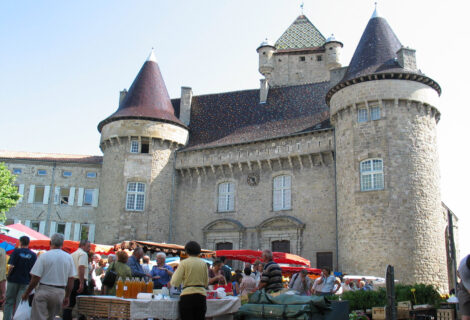 Market - Château Aubenas